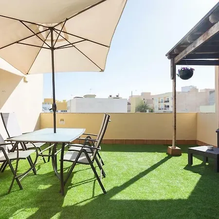 Accommodatie bij particulieren Blanca Tenerife - Private - Terrace And Bbq, 5 Minutes From The And Airport San Isidro (Tenerife)
