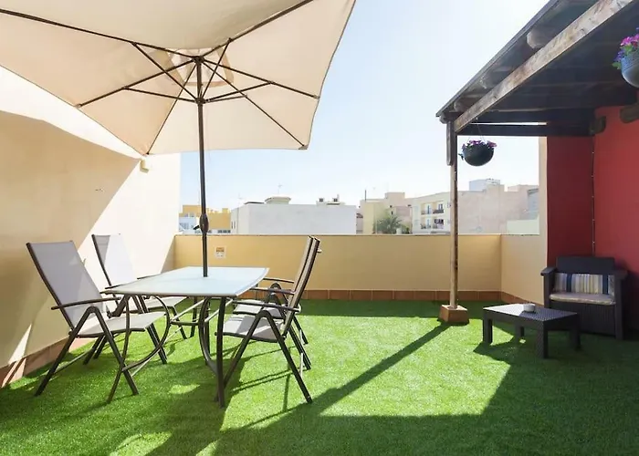 Kwatera prywatna Blanca Tenerife - Private - Terrace And Bbq, 5 Minutes From The And Airport San Isidro (Tenerife)