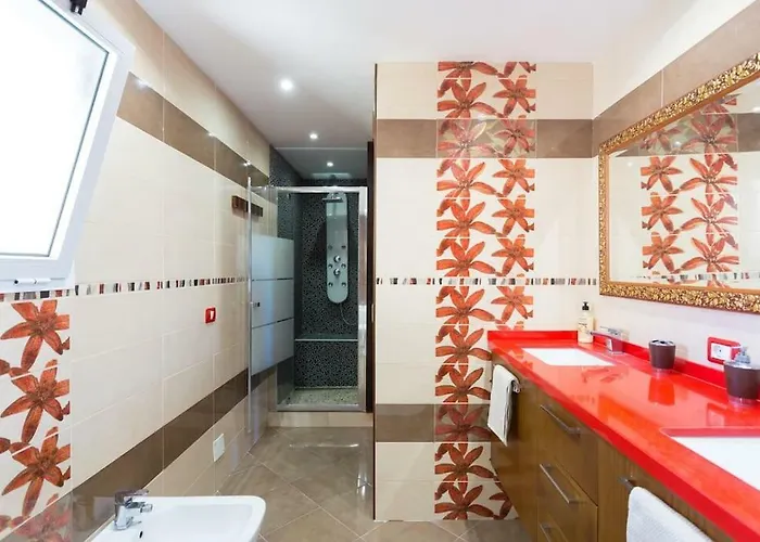 Blanca Tenerife - Private - Terrace And Bbq, 5 Minutes From The And Airport San Isidro (Tenerife)