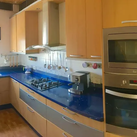 Villa Blanca Tenerife - Private Rooms - Terrace And Bbq, A 5-Minute Drive From The Beach And The Airport *